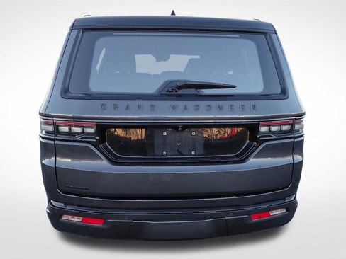 Used 2022 Jeep Grand Wagoneer Series II image 6