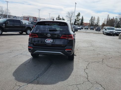 Used 2024 Volkswagen Taos SE AWD/4WD image 13
