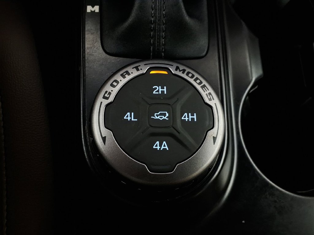 Used 2024 Ford Bronco Wildtrak AWD/4WD image 17