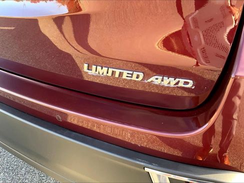 Used 2019 Toyota Highlander Limited image 9