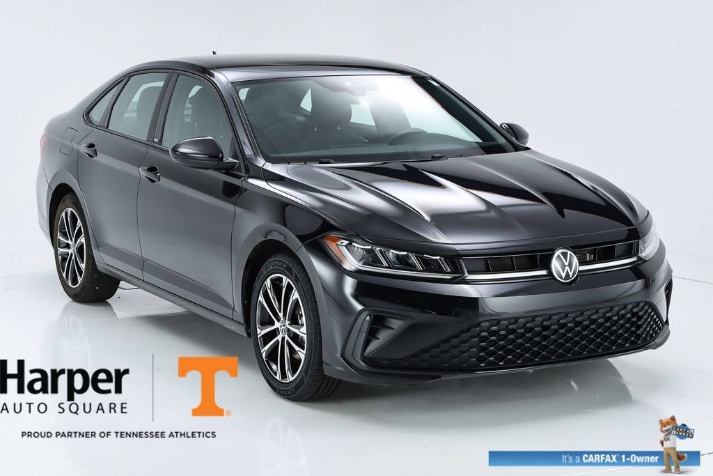 Used 2025 Volkswagen Jetta Sport FWD image 15