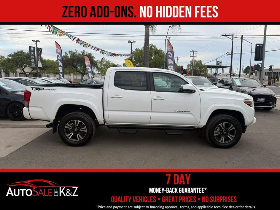 Used 2016 Toyota Tacoma TRD Sport w/ Towing Package RWD image 9
