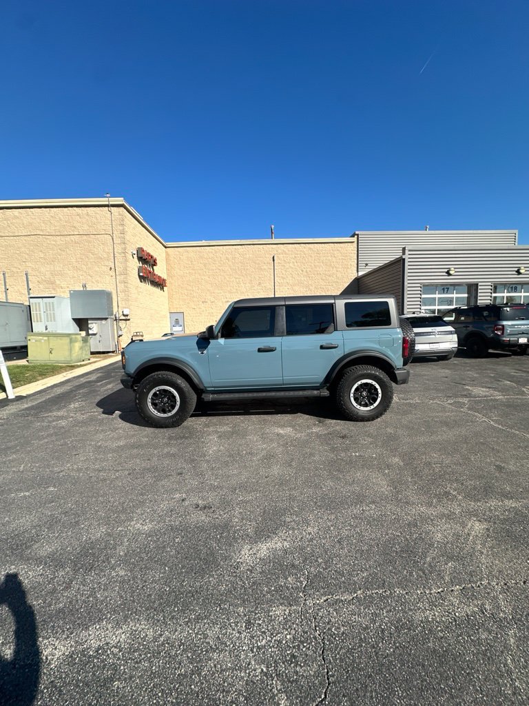 Used 2023 Ford Bronco Big Bend w/ Sasquatch Package AWD/4WD image 4