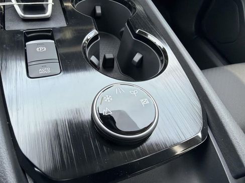 New 2026 Nissan Rogue SV w/ SV Premium Package image 25