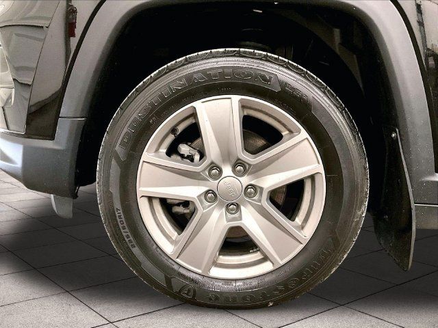 Used 2022 Jeep Compass Latitude w/ Convenience Group AWD/4WD image 8