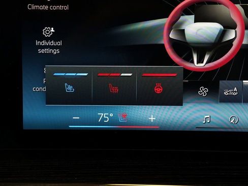 Used 2026 BMW X6 xDrive40i w/ Climate Comfort Package image 26