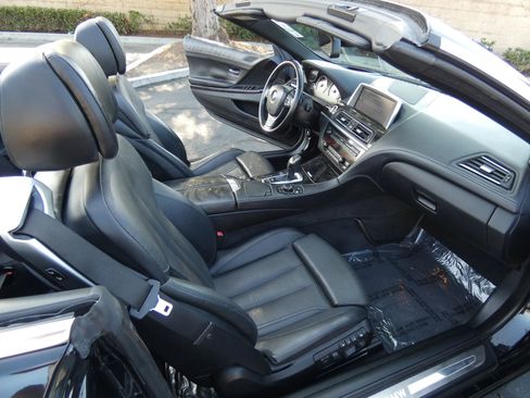 Used 2012 BMW 650i Convertible image 26