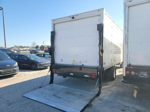 Used 2024 Ford E-350 and Econoline 350 Super Duty RWD image 7