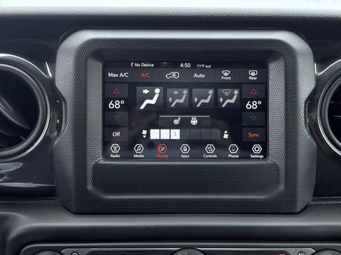 Used 2022 Jeep Wrangler Unlimited Sport AWD/4WD image 37
