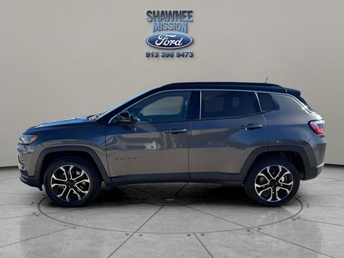Used 2023 Jeep Compass Limited image 8