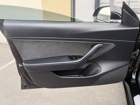 Used 2018 Tesla Model 3 Long Range AWD/4WD image 19