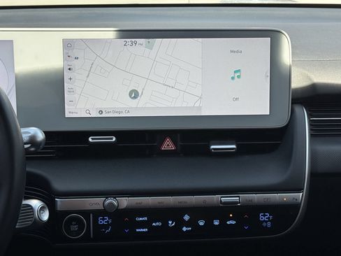 Used 2024 Hyundai Ioniq 5 SEL RWD image 24