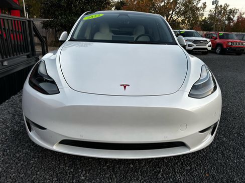 Used 2022 Tesla Model Y Performance image 15