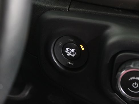 Used 2020 Jeep Wrangler Unlimited Sport S AWD/4WD image 17
