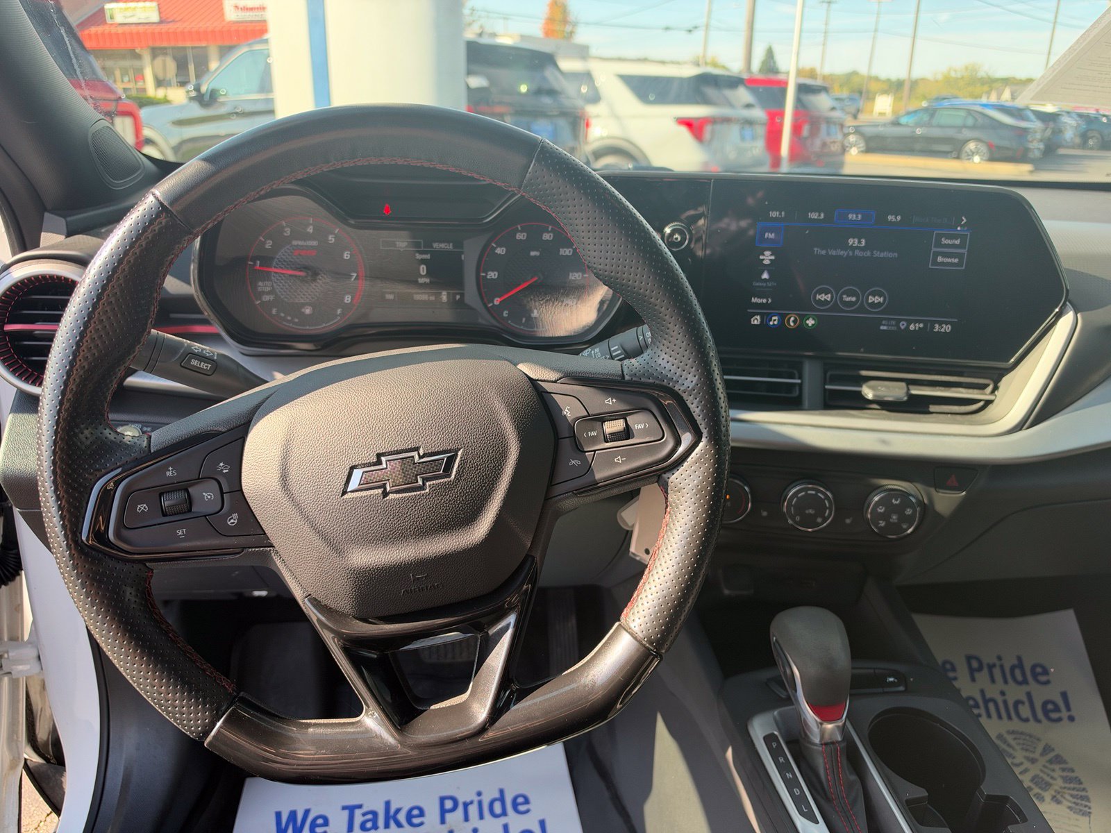 Used 2024 Chevrolet Trax RS w/ Driver Confidence Package FWD image 13