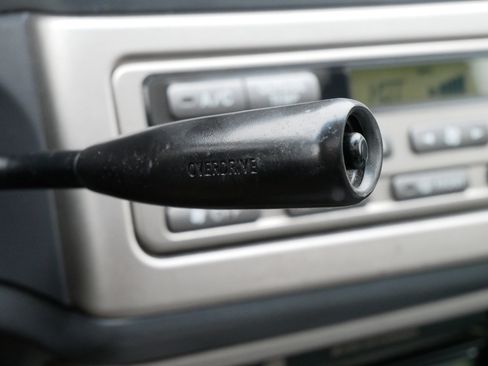 Used 2002 Toyota Sienna XLE image 24