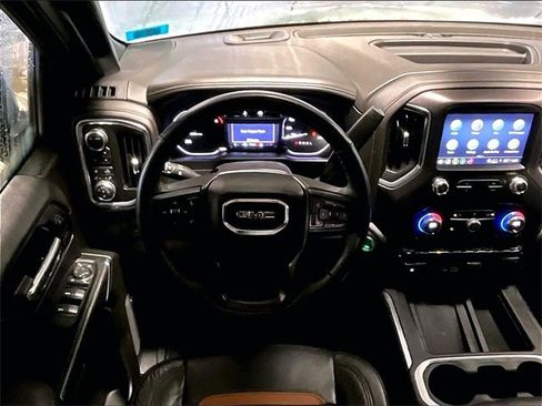 Used 2022 GMC Sierra 1500 AT4 w/ AT4 Premium Package image 5
