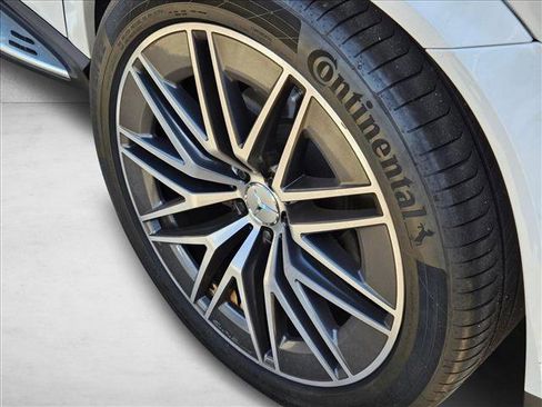 Used 2024 Mercedes-Benz GLE 53 AMG 4MATIC Coupe image 11