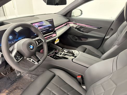 New 2027 BMW 530i w/ M Sport Package RWD image 4