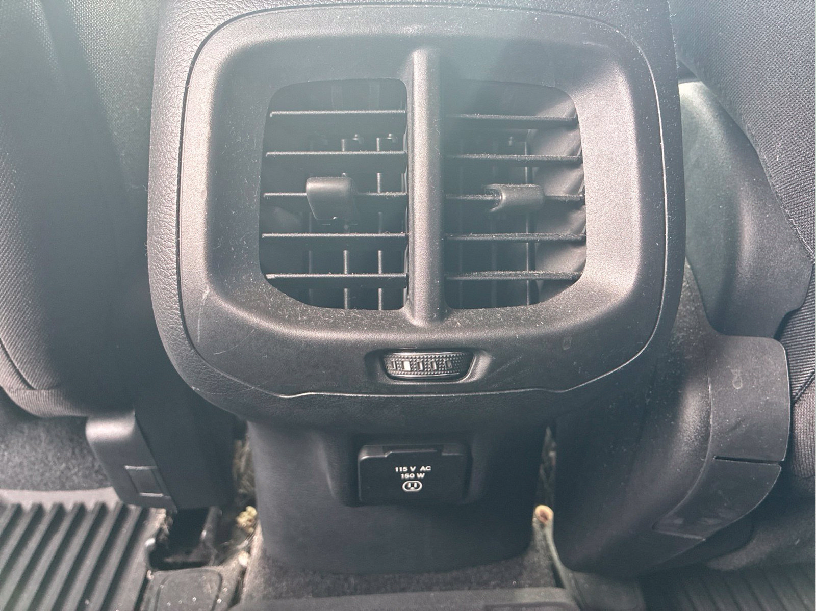 Certified 2017 Jeep Cherokee Latitude w/ Comfort/Convenience Group FWD image 35