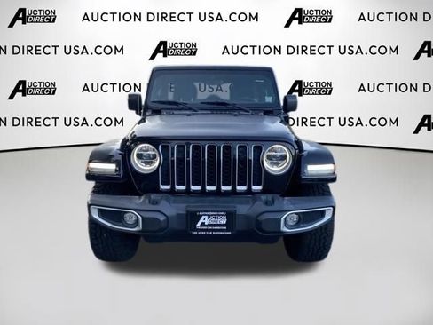 Used 2021 Jeep Wrangler Unlimited Sahara w/ Dual Top Group AWD/4WD image 2