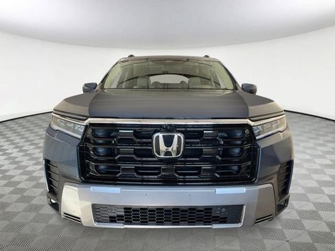 New 2026 Honda Pilot Touring image 9