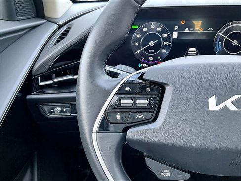 Used 2023 Kia Niro Wind w/ Wind Preserve Package image 22