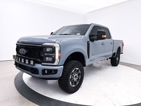 Used 2024 Ford F250 Lariat w/ Lariat Ultimate Package image 14