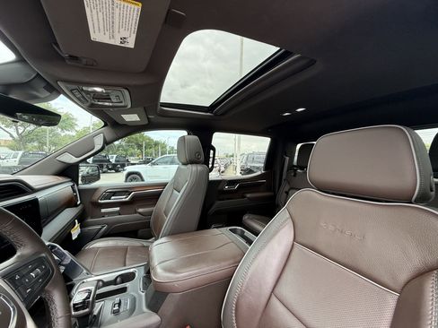 Used 2024 GMC Sierra 1500 Denali w/ Denali Reserve Package image 27