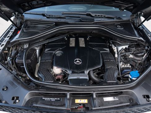 Used 2018 Mercedes-Benz GLS 450 4MATIC w/ Premium Package image 50