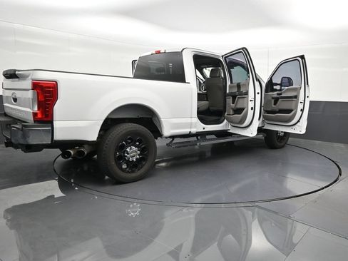 Used 2019 Ford F250 XL w/ Power Equipment Group AWD/4WD image 5