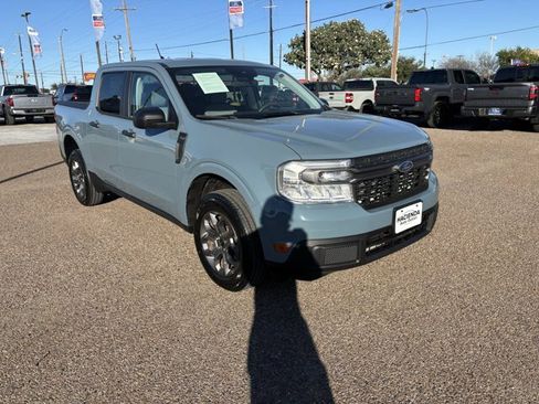 Certified 2022 Ford Maverick XLT image 5