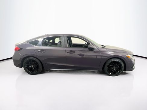 Used 2023 Honda Civic Sport Touring image 4