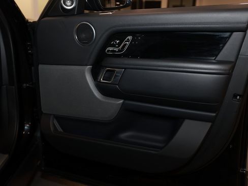 Used 2021 Land Rover Range Rover Westminster Edition image 19