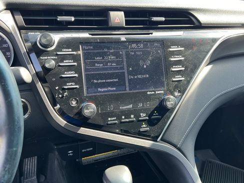 Used 2018 Toyota Camry XSE w/ Audio Package FWD image 8