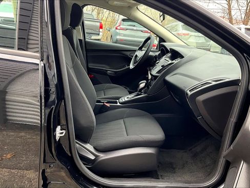 Used 2017 Ford Focus S image 8