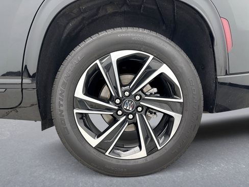 Used 2025 Buick Enclave Sport Touring w/ Power Package image 28