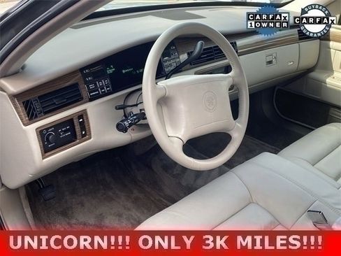 Used 1995 Cadillac De Ville Sedan image 2