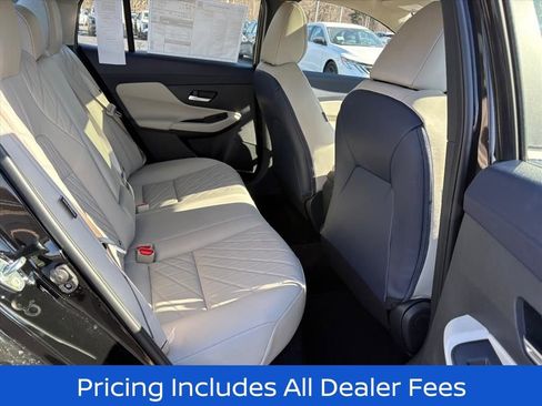 New 2026 Nissan Sentra SL w/ Floor Mat Package FWD image 21