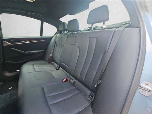 Used 2018 BMW 530i RWD image 14