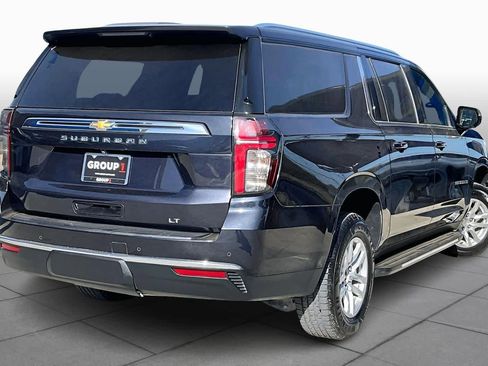 Used 2023 Chevrolet Suburban LT image 13