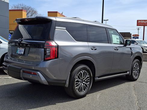 New 2026 Nissan Armada SL w/ Captain's Chari Seat Package AWD/4WD image 4