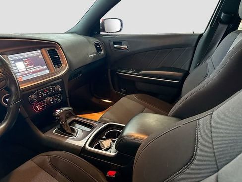 Used 2021 Dodge Charger SXT image 22