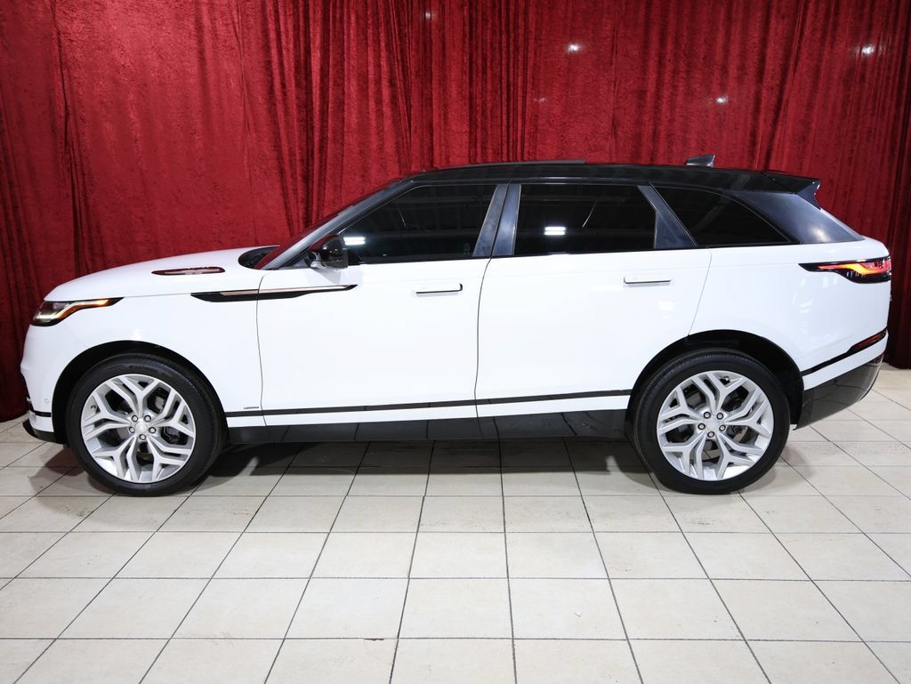 Used 2018 Land Rover Range Rover Velar R-Dynamic SE AWD/4WD image 4