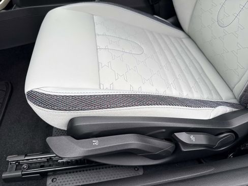 New 2026 MINI Cooper 2-Door Hardtop FWD image 15