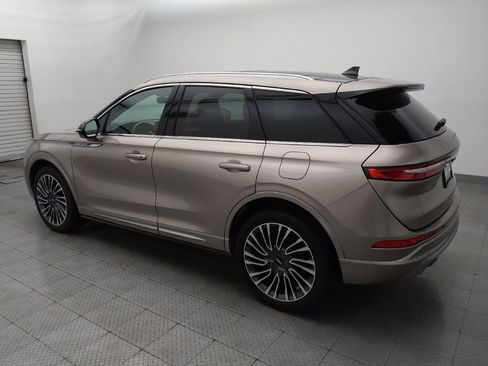 Used 2020 Lincoln Corsair Reserve w/ Appearance Package image 3