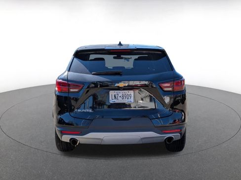 Used 2025 Chevrolet Blazer LT image 8