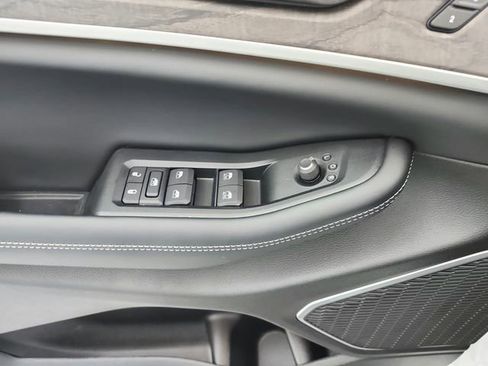 New 2026 Jeep Grand Cherokee L Limited image 33