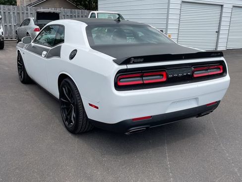 Used 2021 Dodge Challenger R/T Scat Pack w/ T/A Package RWD image 2