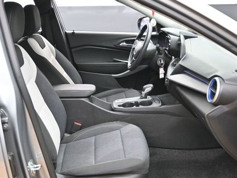 Used 2024 Chevrolet Trax LS w/ Driver Confidence Package FWD image 32